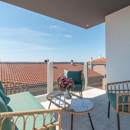 Apartman Lotos Appartamento Traù Esterno foto
