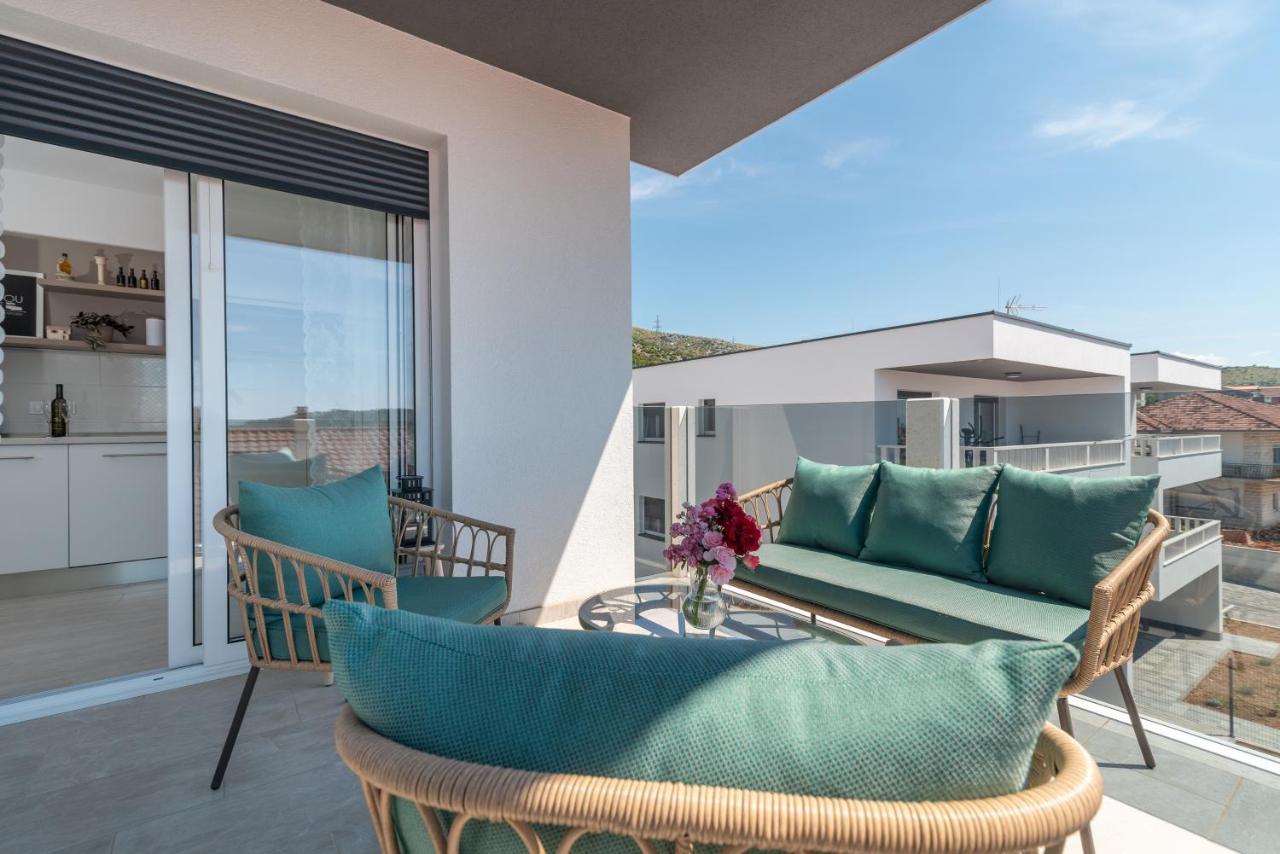 Apartman Lotos Appartamento Traù Esterno foto